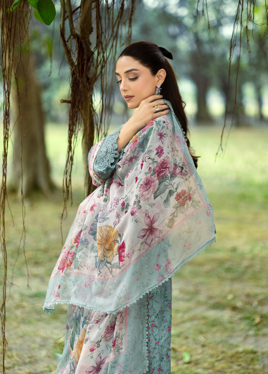 Elaf Premium Chikankari Unstitched Printed Lawn 3 Piece Suit EL26UPC ERC-2B BATIK - Summer Collection