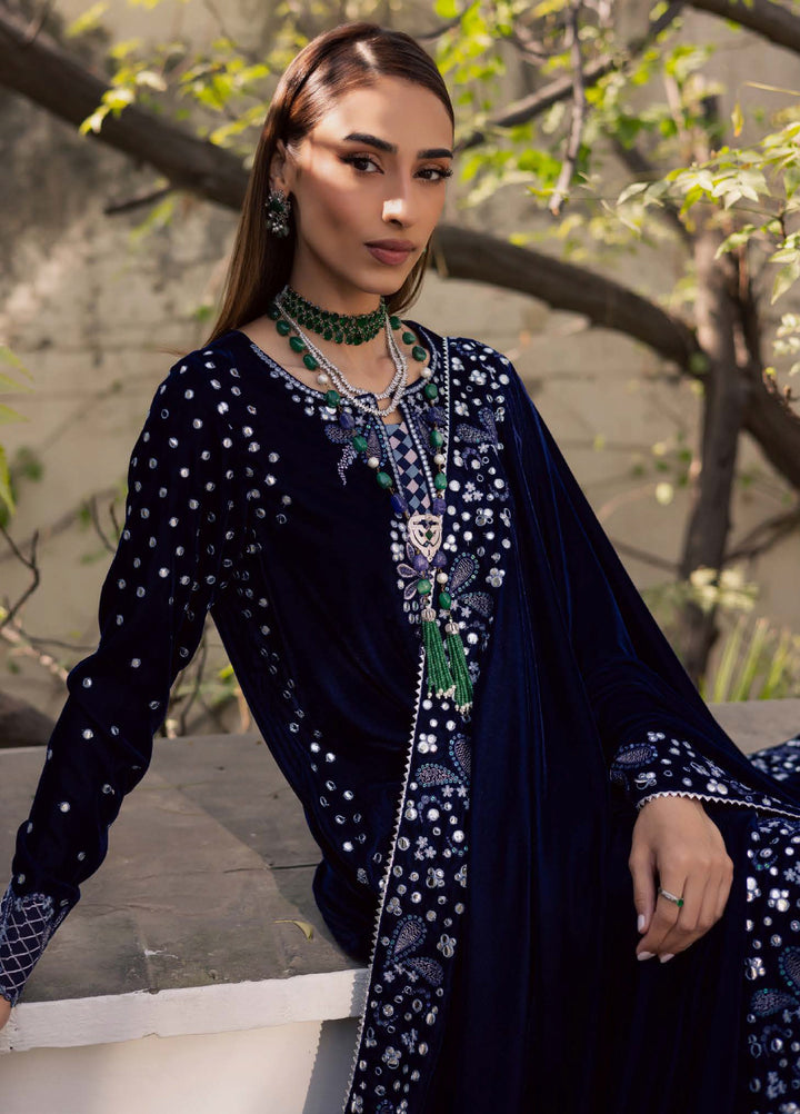 Nureh Maya Unstitched Velvet Embroidered 3 Piece Suits NU25MF NW-121 - Festive Collection