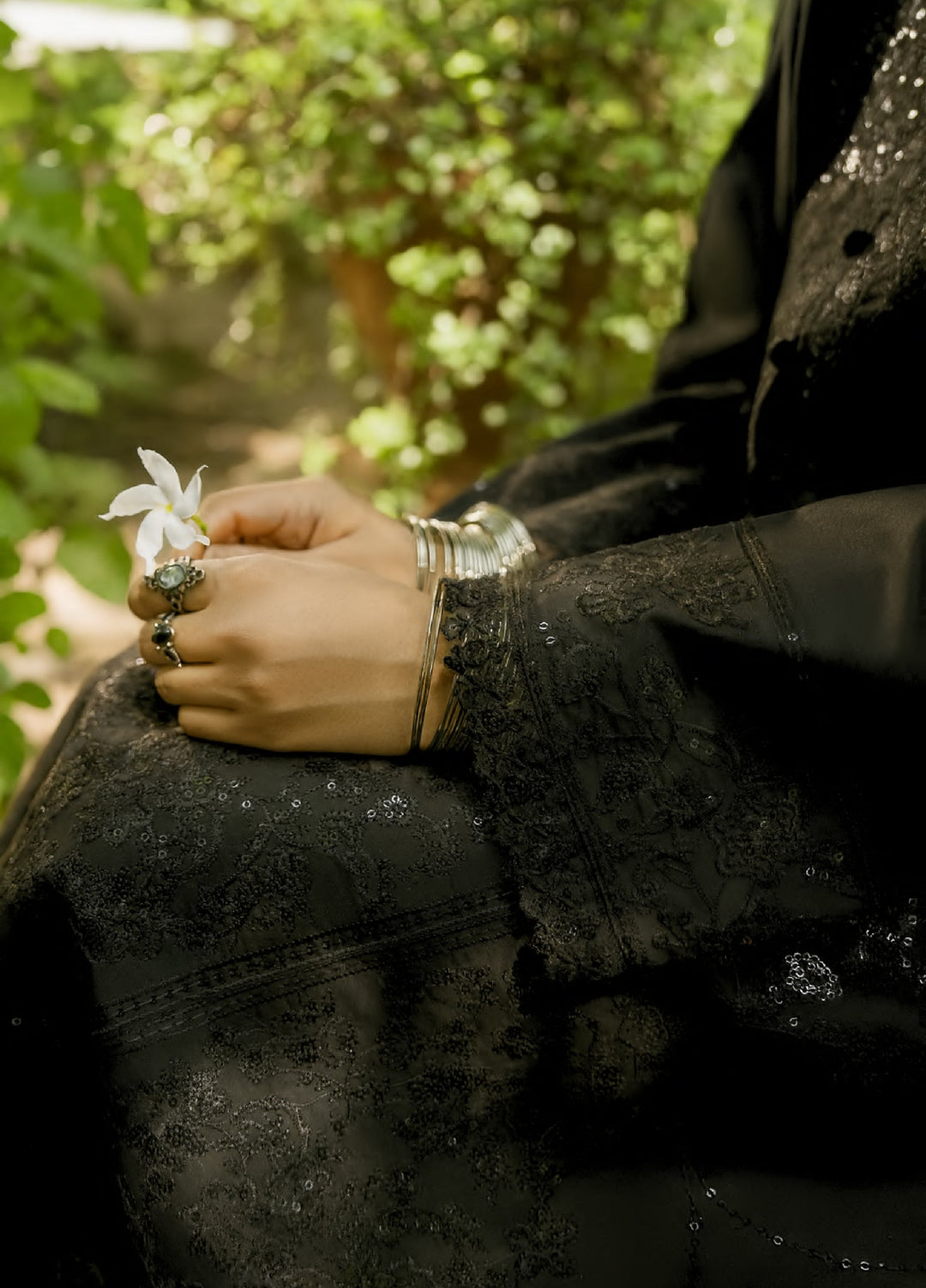 Rua by Casuallite Women Pret Premium Linen 3 Piece RUA-D07 - Winter Collection