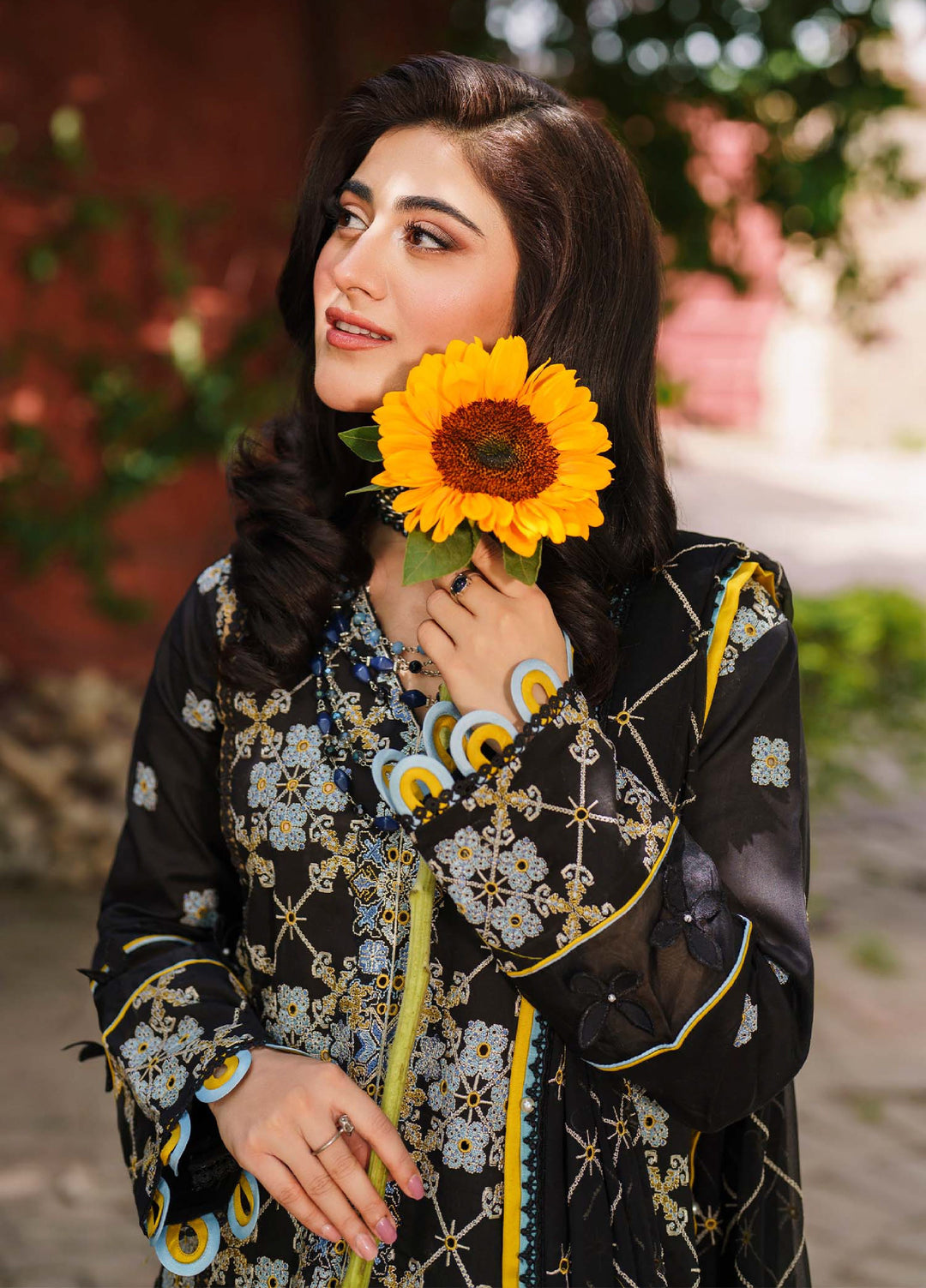 Shurooq Unstitched Luxury Lawn Embroidered 3 Piece SQ25 D-05 Calypso - Festive Collection
