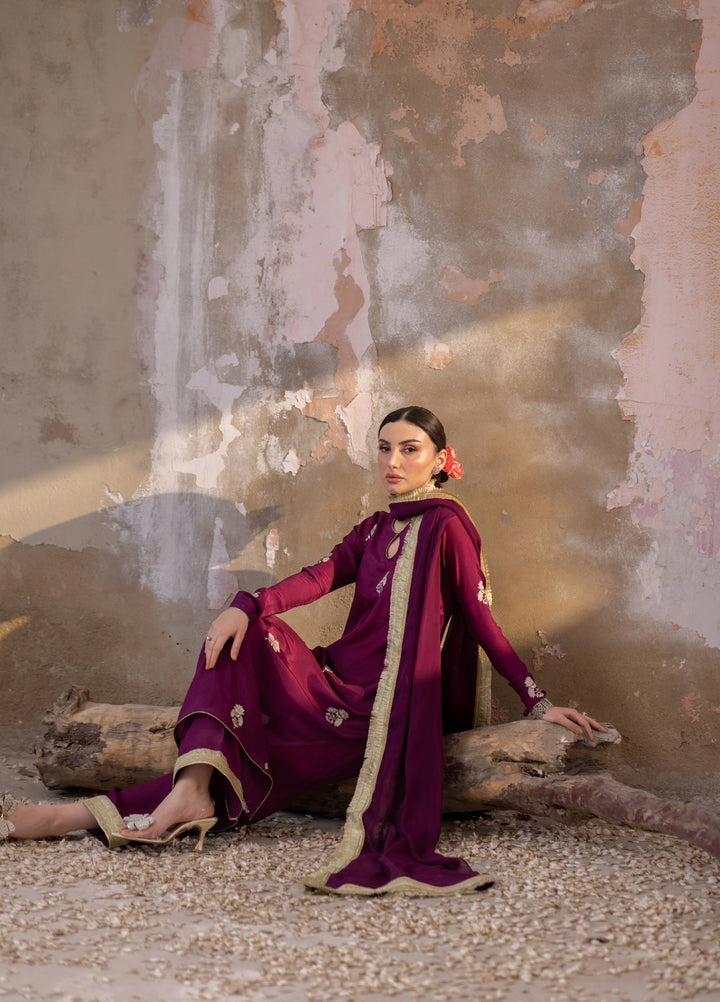 Dareecha by Daak RTW Embroidered Cotton Silk 3 Piece Suit ZKS-P ZARMINA ZKS-P - Festive Collection