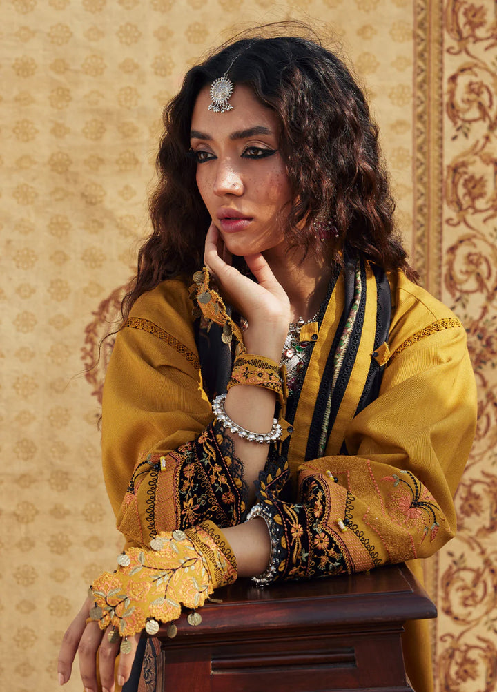 Saira Rizwan Unstitched Khaddar Embroidered Suits 3 Piece SR25UW D-03 Zard - Winter Collection
