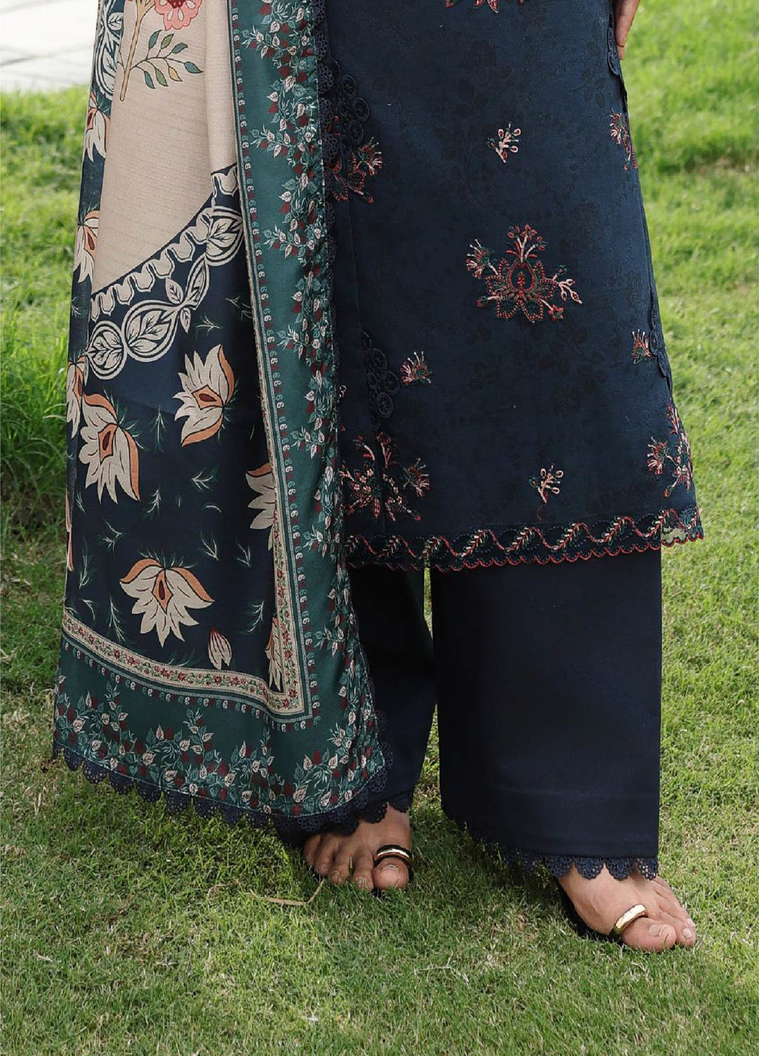 Florence by Rang Rasiya Unstitched Embroidered Lawn 3 Piece Suit RR26ULF Nilofer - Festive Collection