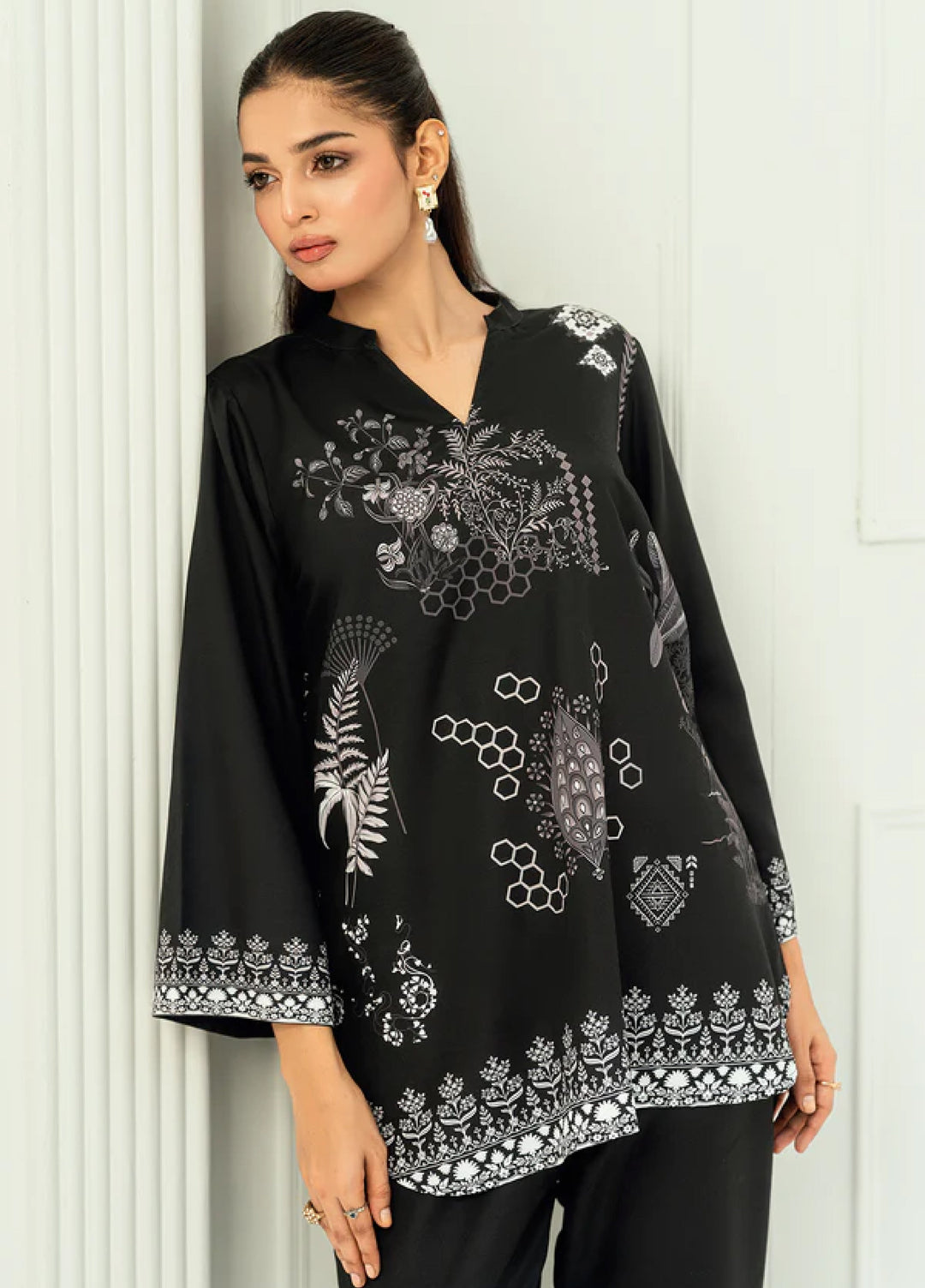 Nairah Women Pret Printed Arabic Lawn Suit NAH26PN Nureh - Spring Collection