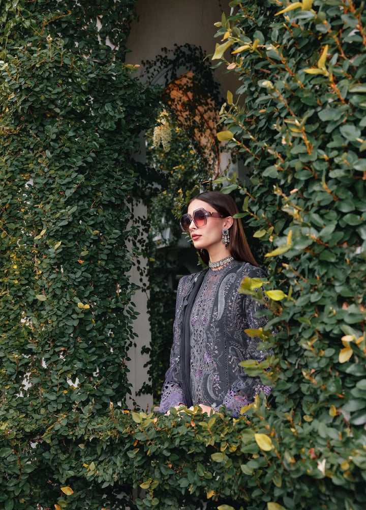 Luxe by Maria B Unstitched Embroidered Velvet 3 Piece MB25LW D5 - Winter Collection