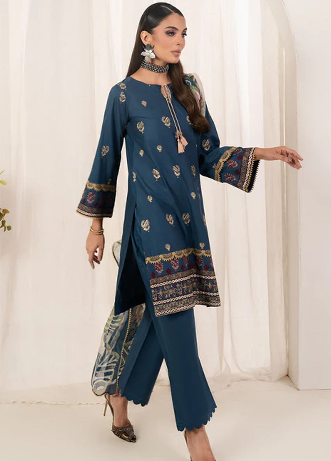 Autumn Echo by Meerak Pret Embroidered Cambric 3 Piece Suit Nureh