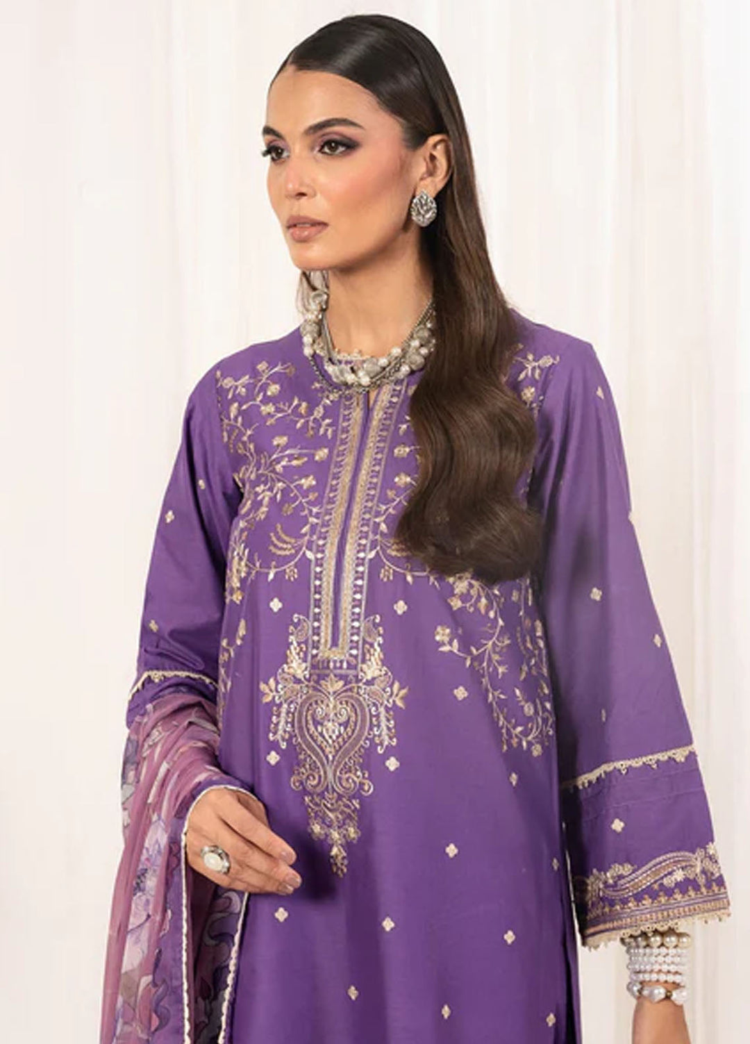 Autumn Echo by Meerak Pret Embroidered Cambric 3 Piece Suit Nawal