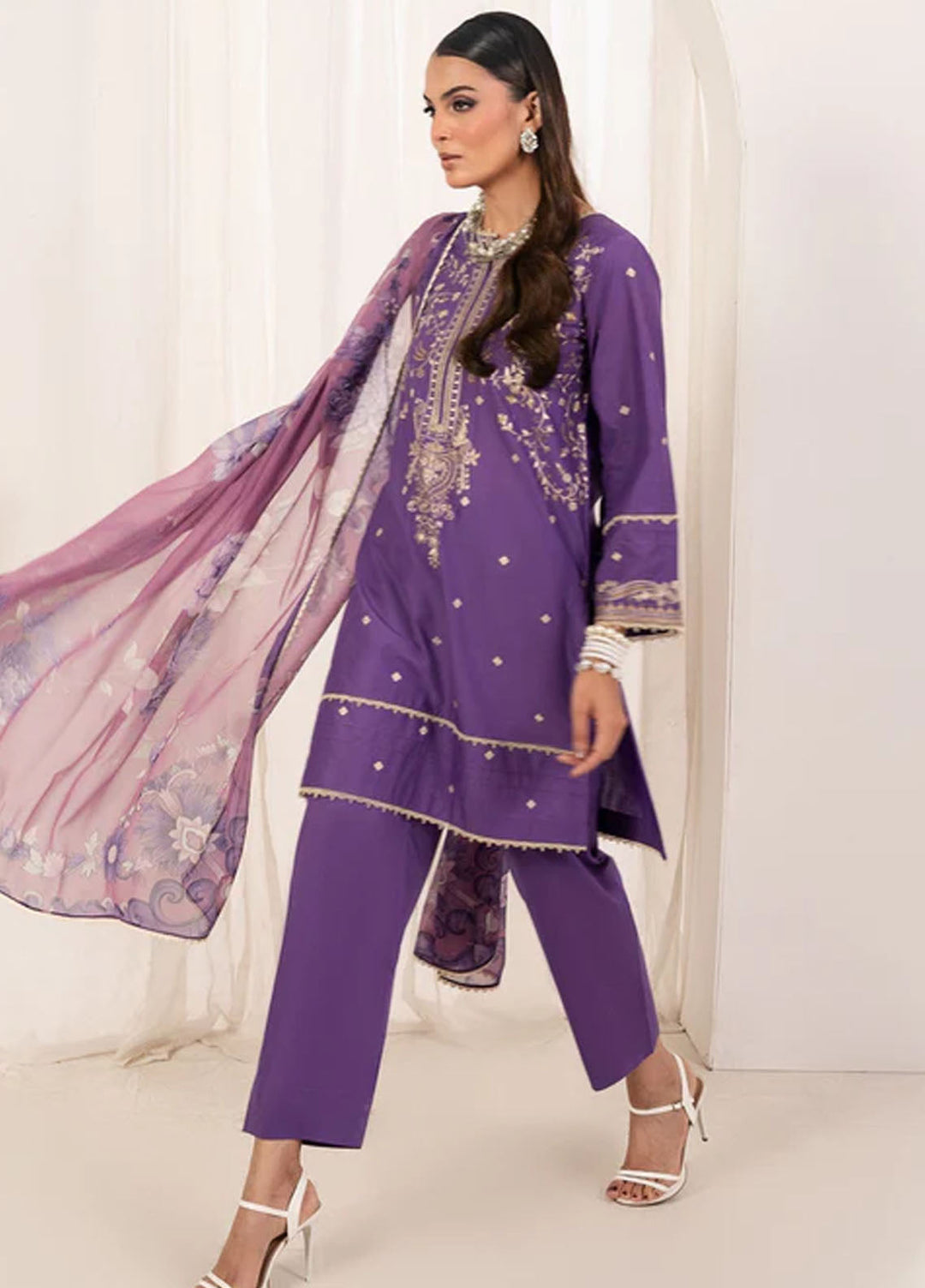 Autumn Echo by Meerak Pret Embroidered Cambric 3 Piece Suit Nawal