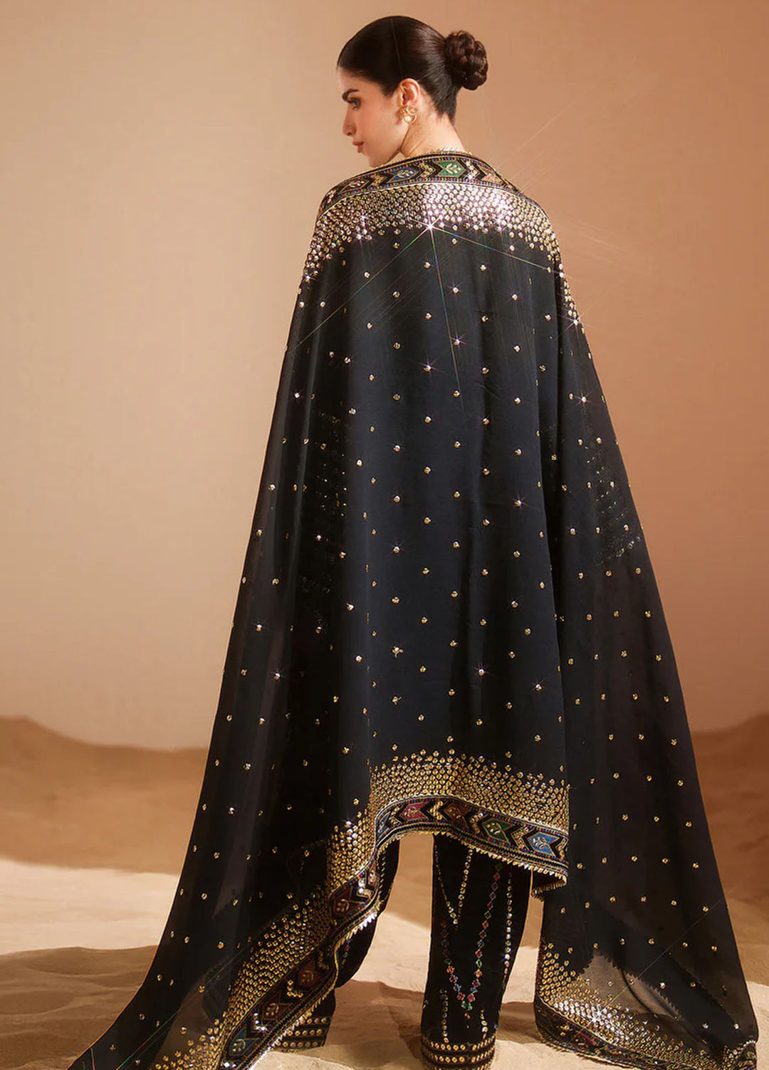 Velvet Vogue by Jazmin Embroidered Velvet Suits Unstitched 3 Piece JZ25VV VVF D-05 - Formals Collection