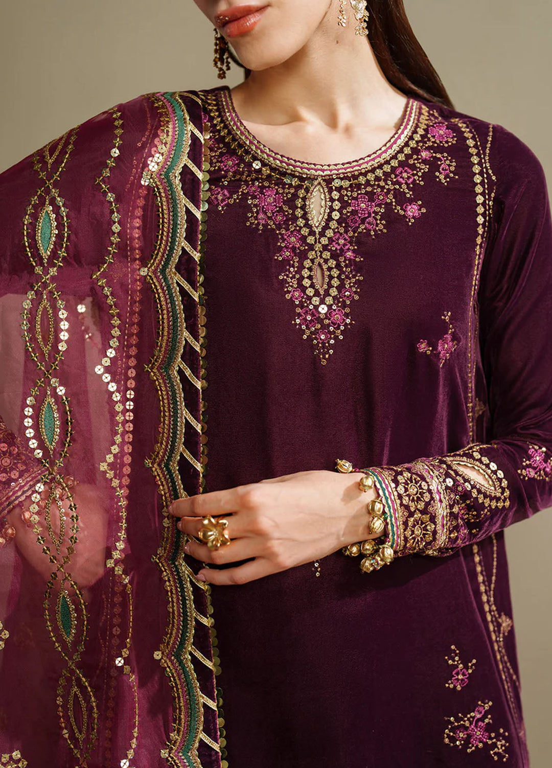 Velvet Vogue by Jazmin Embroidered Velvet Suits Unstitched 3 Piece JZ25VV VVF D-04 - Formals Collection