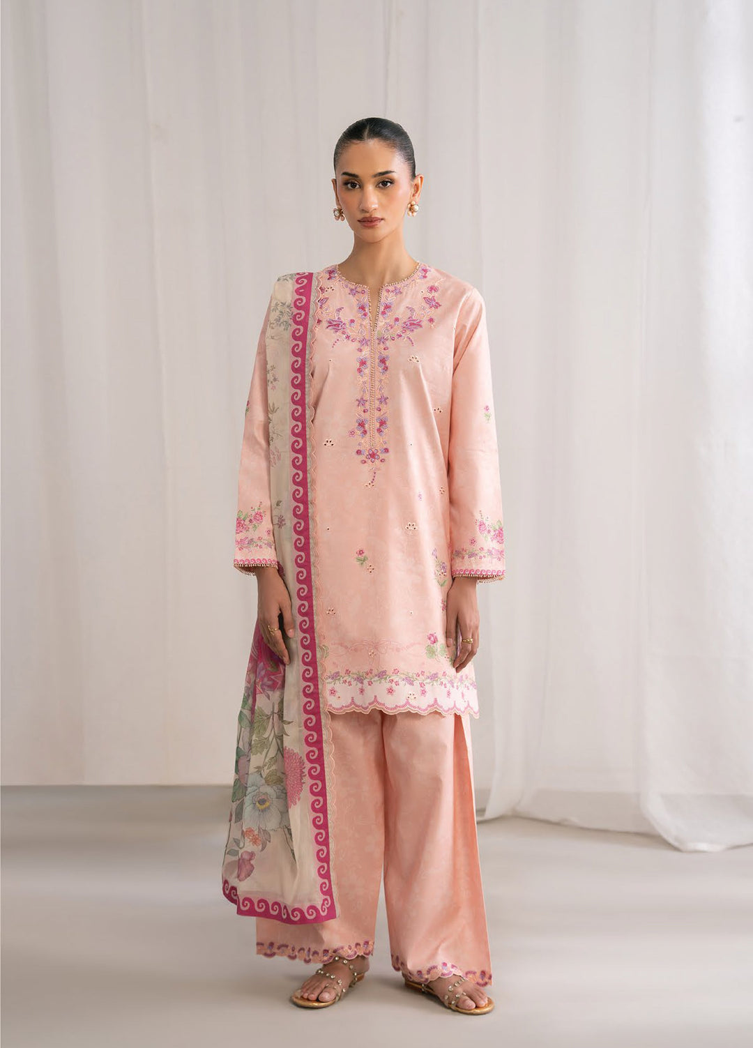 Nysa by Seran Unstitched Embroidered Cambric 3 Piece Suit SN26UNC Aurelie D-07 - Winter Collection