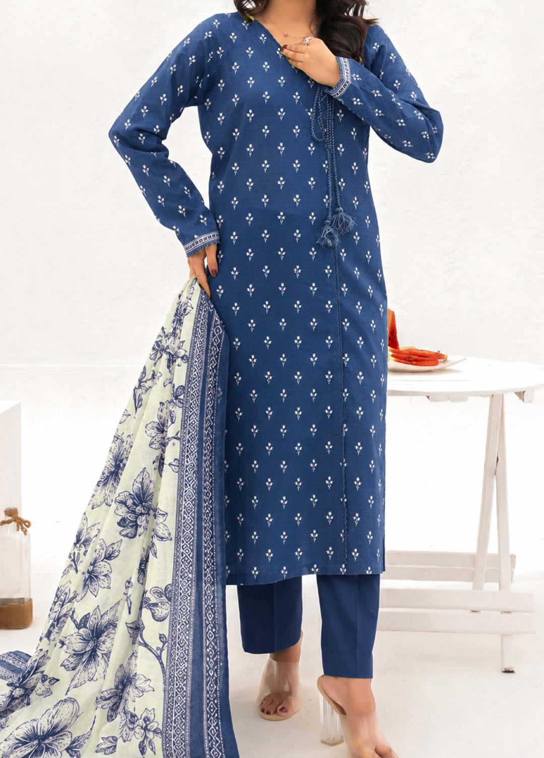 Narmin by Narkin's Unstitched Printed Lawn 3 Piece Suit NN26ULC NUSLW-3139 - Casual Collection