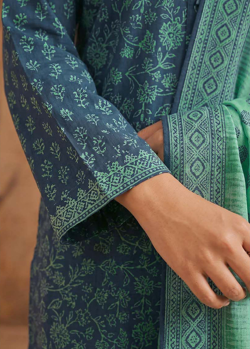 Narmin by Narkin's Unstitched Printed Lawn 3 Piece Suit NN26ULC NUSLW-3080 - Casual Collection