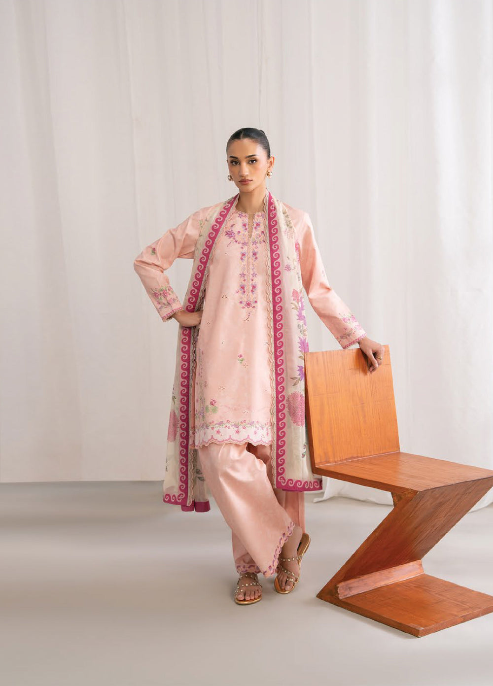 Nysa by Seran Unstitched Embroidered Cambric 3 Piece Suit SN26UNC Aurelie D-07 - Winter Collection