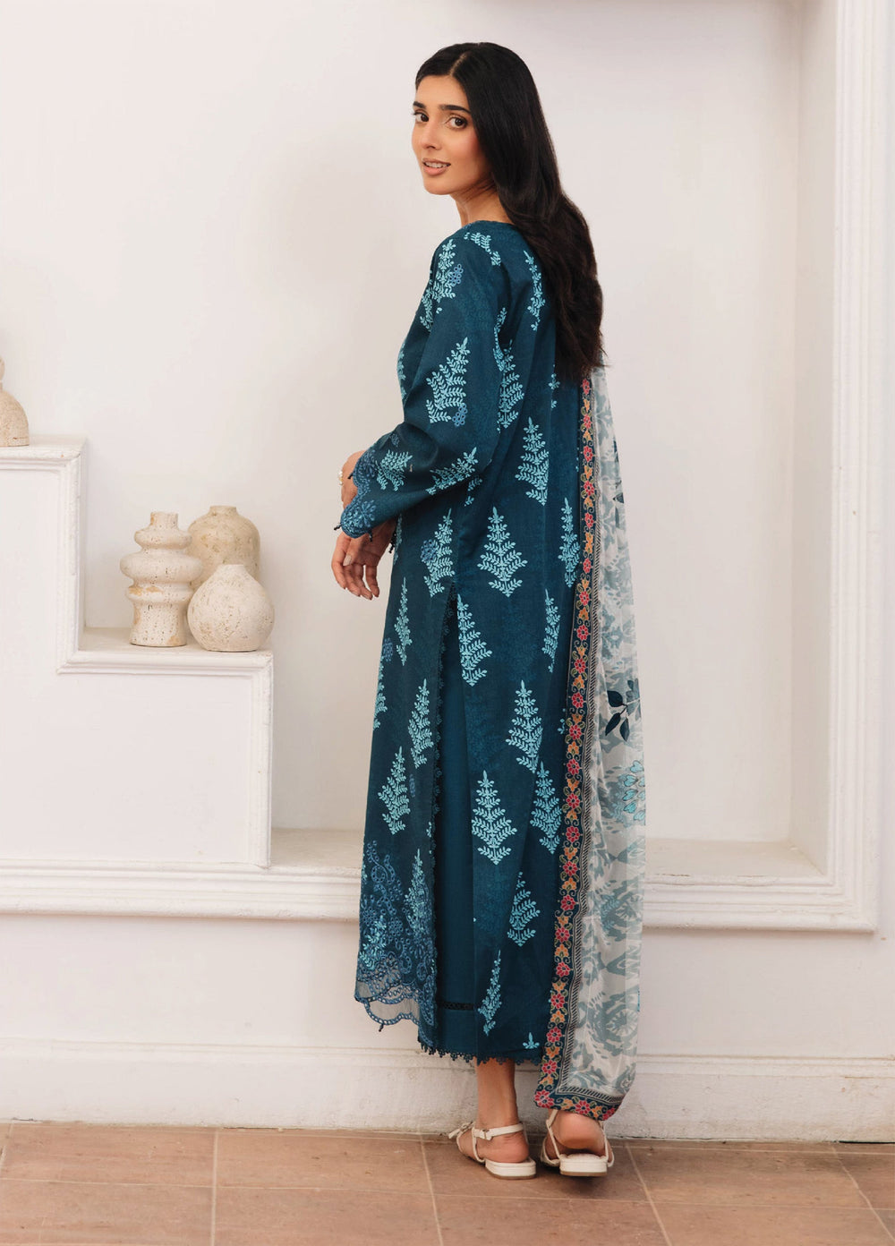 Summer Breeze by Humdum Unstitched Embroidered Lawn 3 Piece Suit HD26ULSB D-07 - Casual Collection