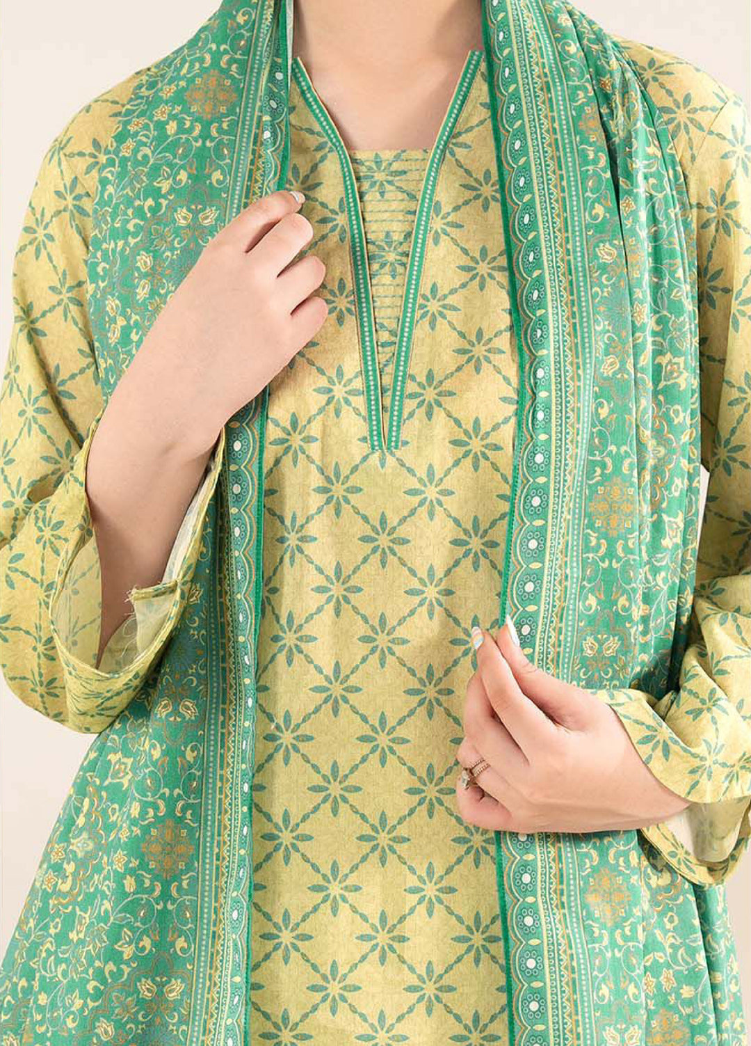 Narmin by Narkin's Unstitched Printed Lawn 3 Piece Suit NN26ULC NUSLW-3110 - Casual Collection