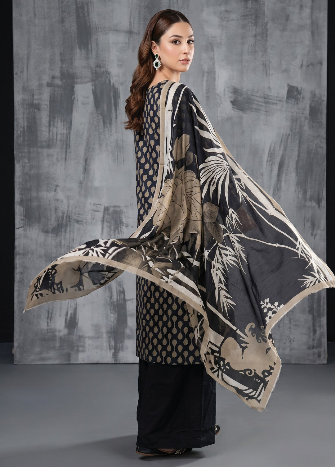 Black N White by Regalia Textiles Unstitched Printed Lawn 3 Piece Suit RG26UBNW D-08 - Casual Collection
