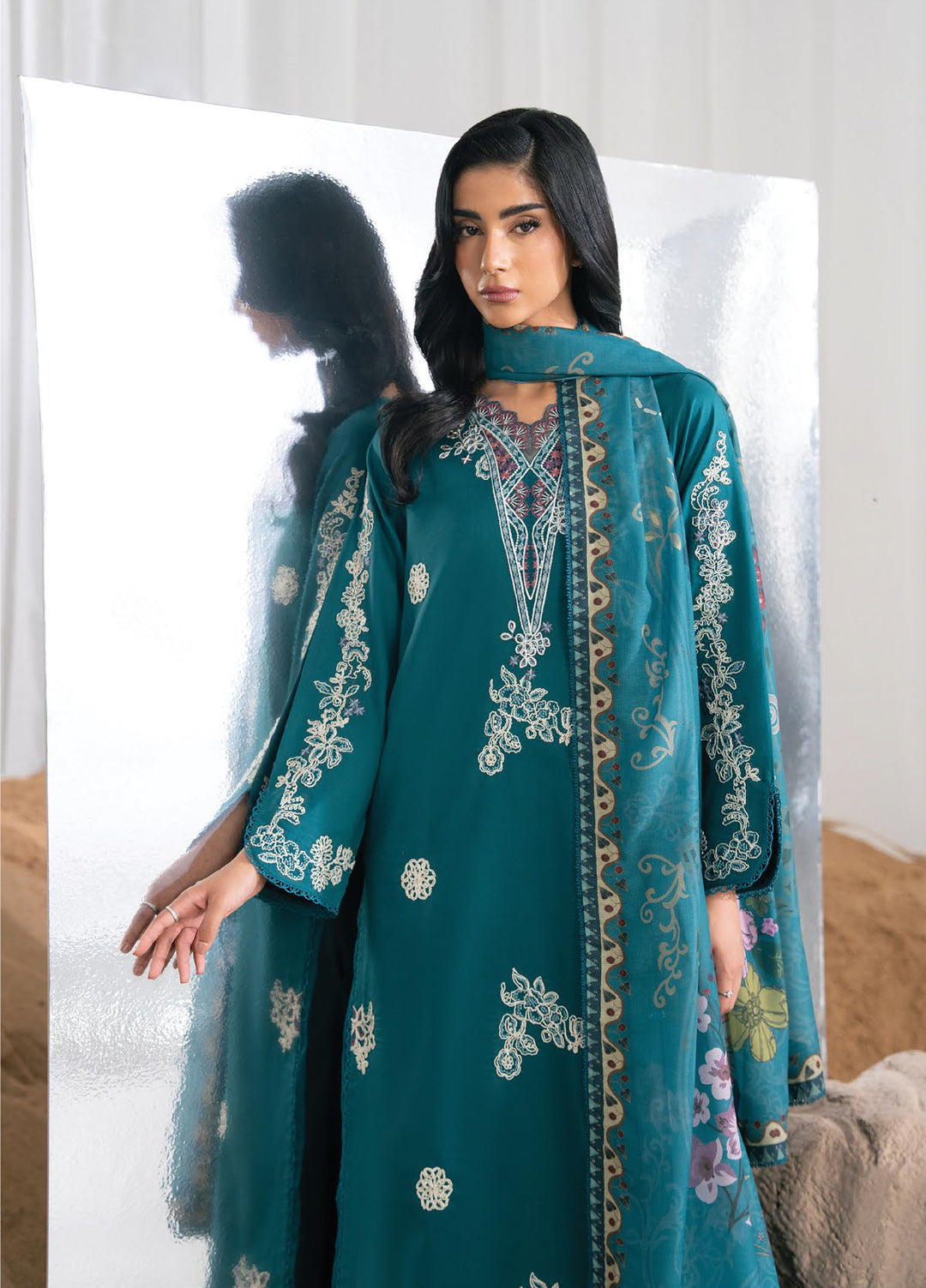 Nysa by Seran Unstitched Embroidered Cambric 3 Piece Suit SN26UNC Ryle D-12 - Casual Collection