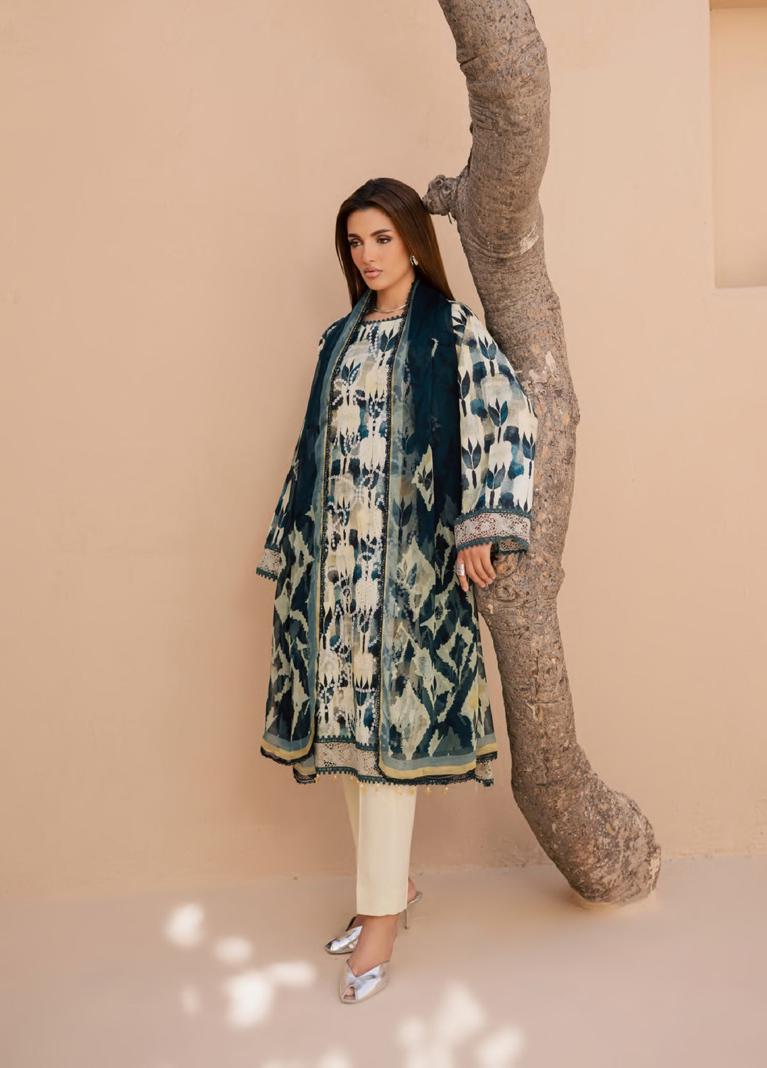 Savoy by Rashid Textiles Unstitched Embroidered Lawn 3 Piece Suit RT26ULS 3738 - Casual Collection