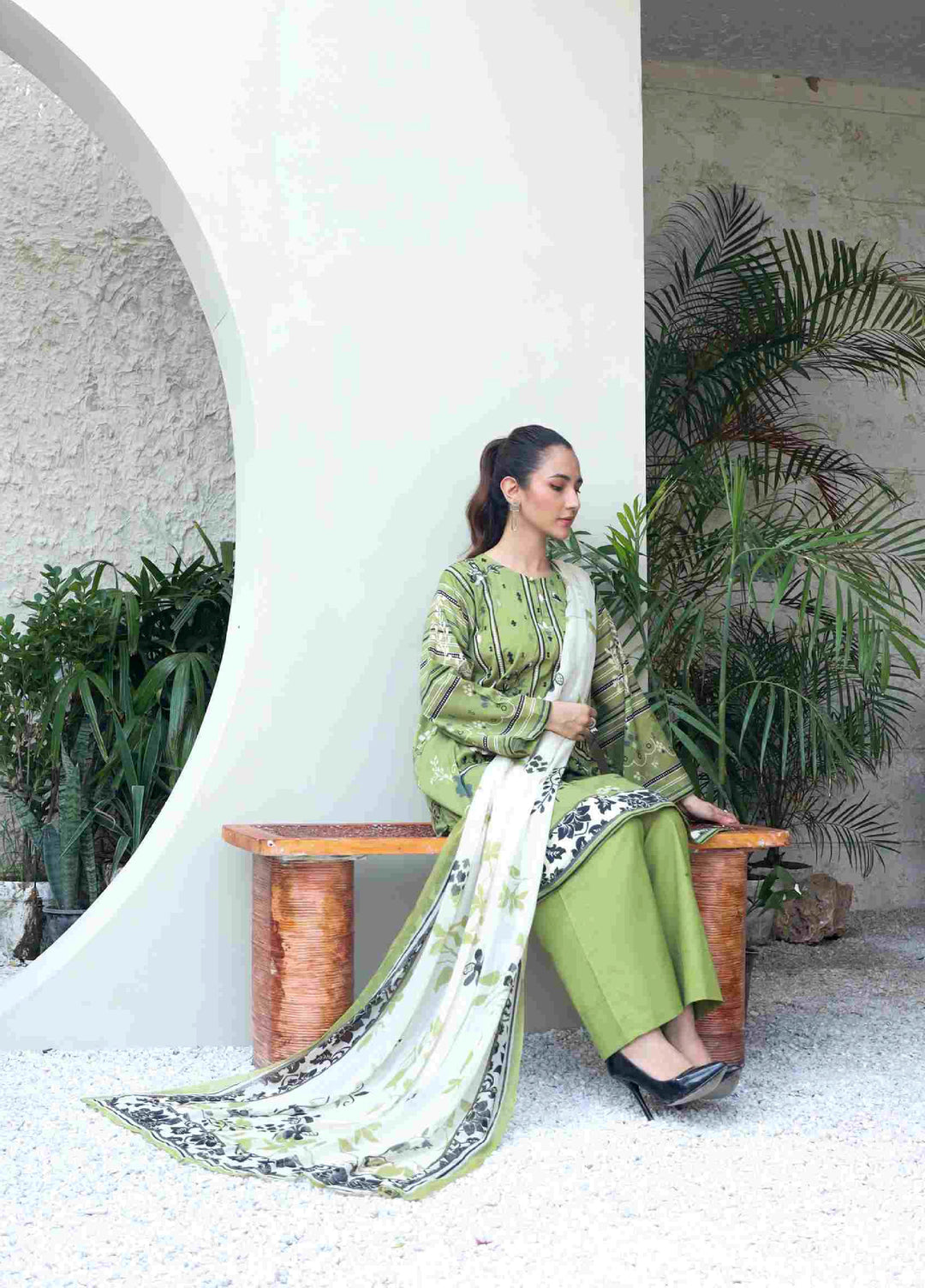 Kotor by Rashid Textiles Unstitched Embroidered Lawn 3 Piece Suit RT26ULK 9137 - Casual Collection