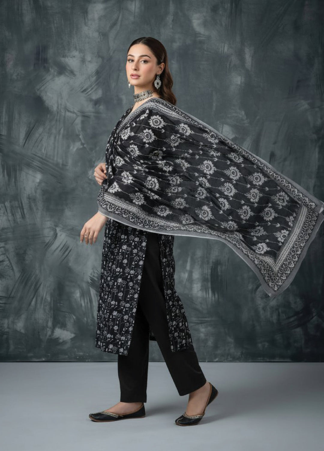 Black N White by Regalia Textiles Unstitched Printed Lawn 3 Piece Suit RG26UBNW D-03 - Casual Collection