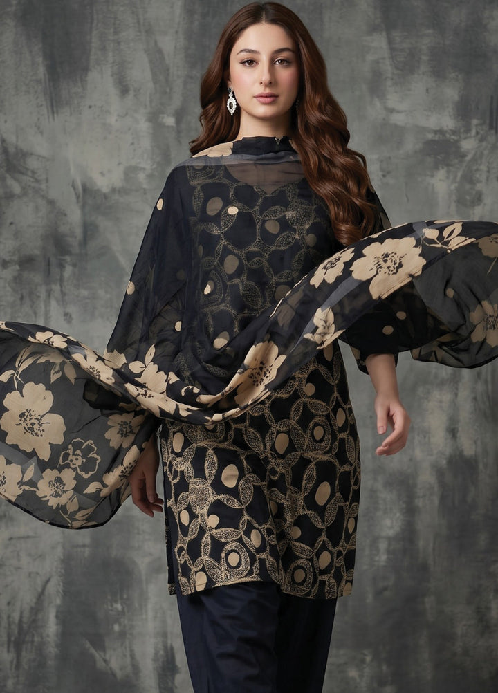 Black N White by Regalia Textiles Unstitched Printed Lawn 3 Piece Suit RG26UBNW D-04 - Casual Collection