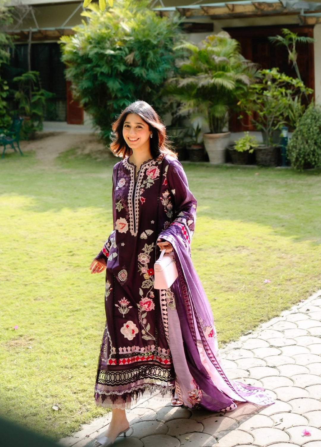 Saira Shakira Unstitched Embroidered Lawn 3 Piece Suit SSR26ULE SS-002A - Eid Collection