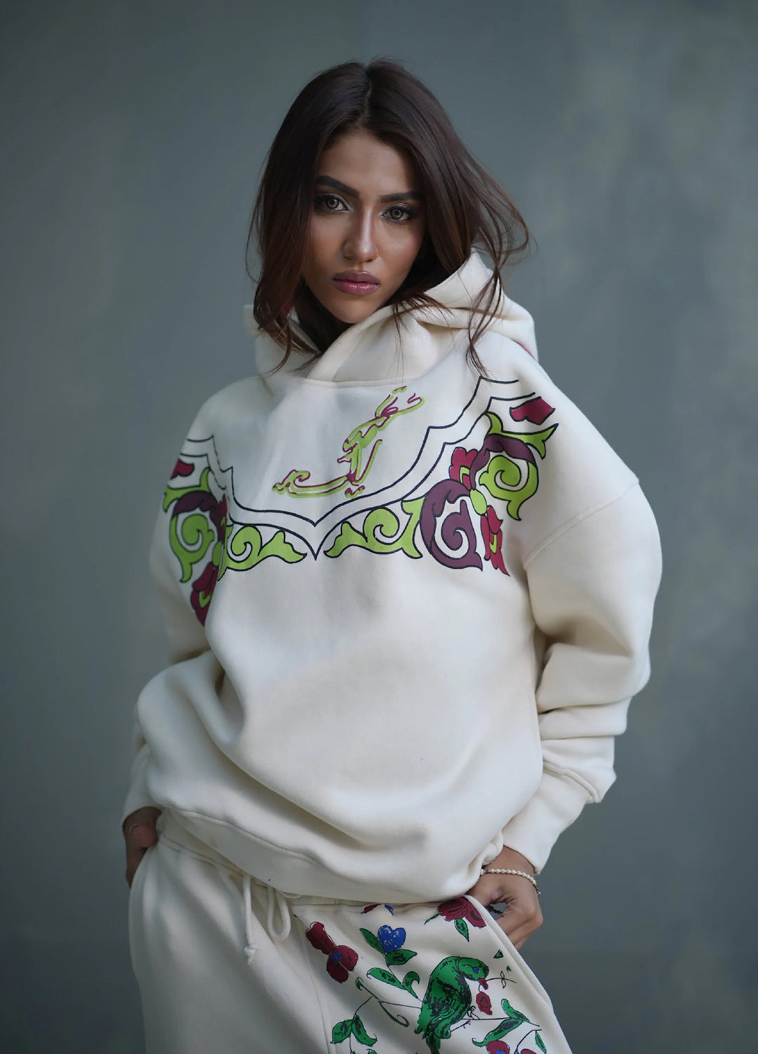 Movement Unisex Western 1 Piece Printed Fleece Ivory Garden Hoodie - Winter Collection
