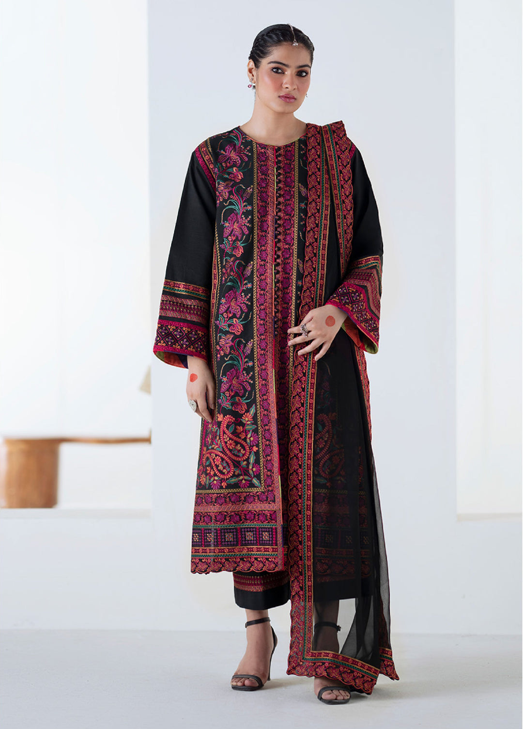 Noore by Freesia Unstitched Khaddar Embroidered Suits 3 Piece FRE25NW FSU-5677 Panra - Winter Collection
