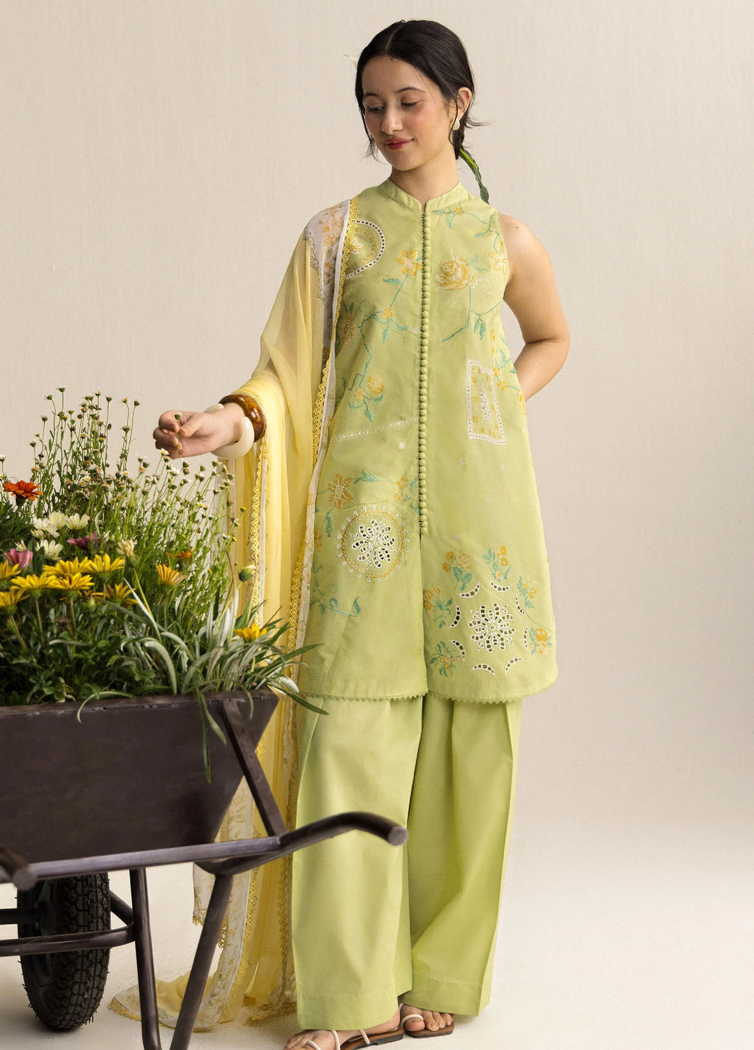 Coco by Zara Shahjahan Unstitched Embroidered Lawn 3 Piece Suit CZS26UCLP INES-6B - Eid Collection