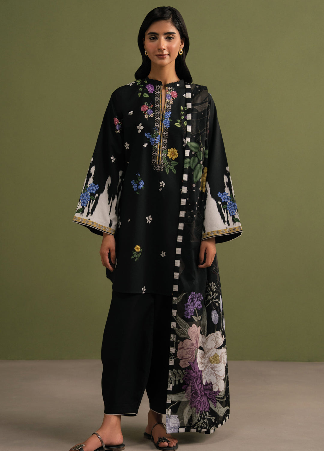 Seran Essentials Unstitched Printed Lawn 3 Piece Suit SN26UEL Elen D-01 - Summer Collection