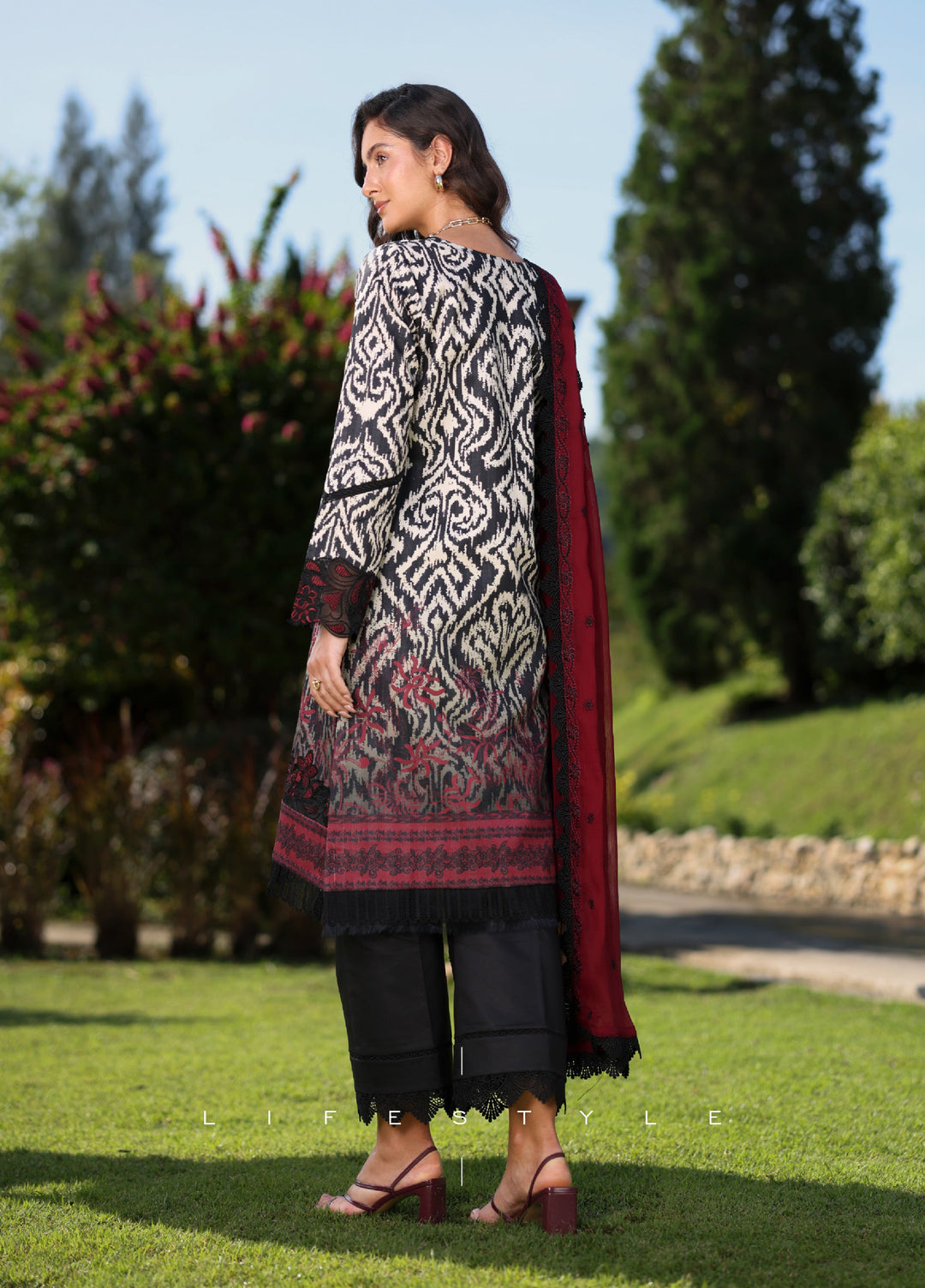 Rang Rasiya Lifestyle Lawn Unstitched Embroidered 3 Piece Suit RR25ULS PEONY - Summer Collection