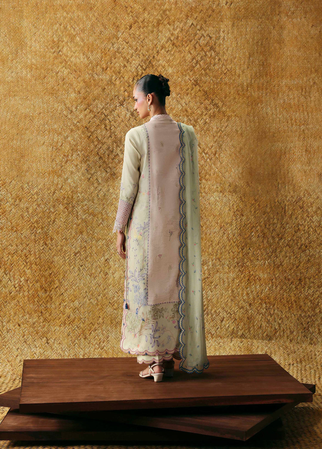 Sable Vogue Unstitched Embroidered Lawn 3 Piece Suit SV26ULL SL-08-26-V2 - Festive Collection