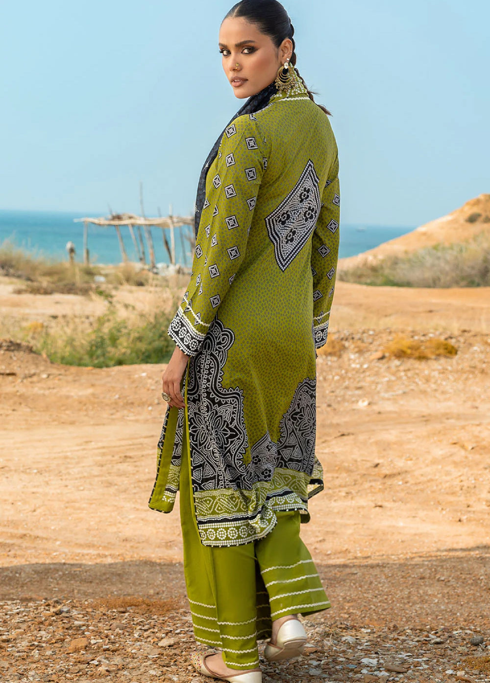 The Chunri by Gul Ahmed Unstitched Printed Lawn 3 Piece Suit GA26UTCL CL-62061 A - Summer Collection