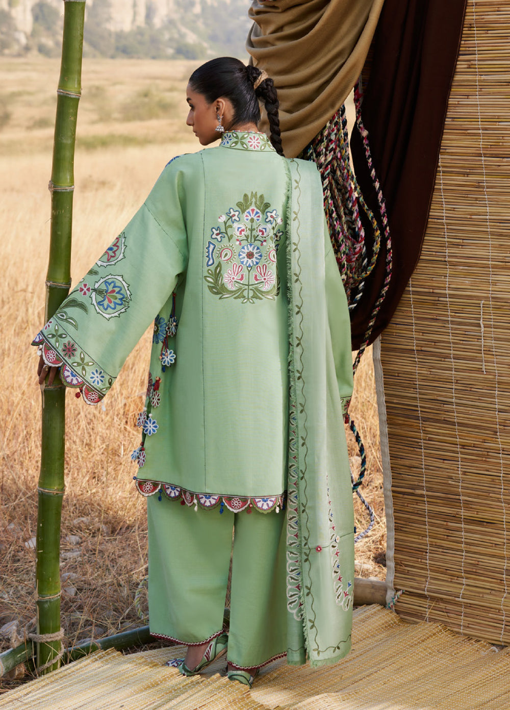 Zaha by Khadija Shah Unstitched Khaddar Embroidered Suits 3 Piece ZL25KW NARMEEN ZW25-03 - Winter Collection