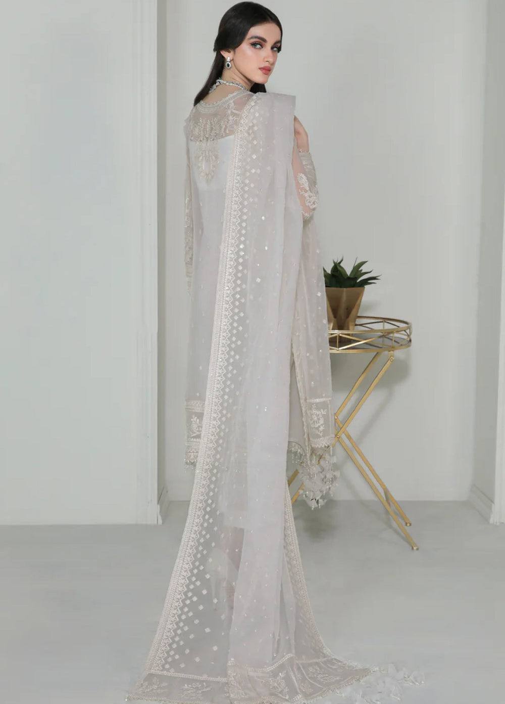 Chantelle by Baroque Unstitched Embroidered Organza 3 Piece Suit BQ26UFC BQU-UF-D-186 - Festive Collection