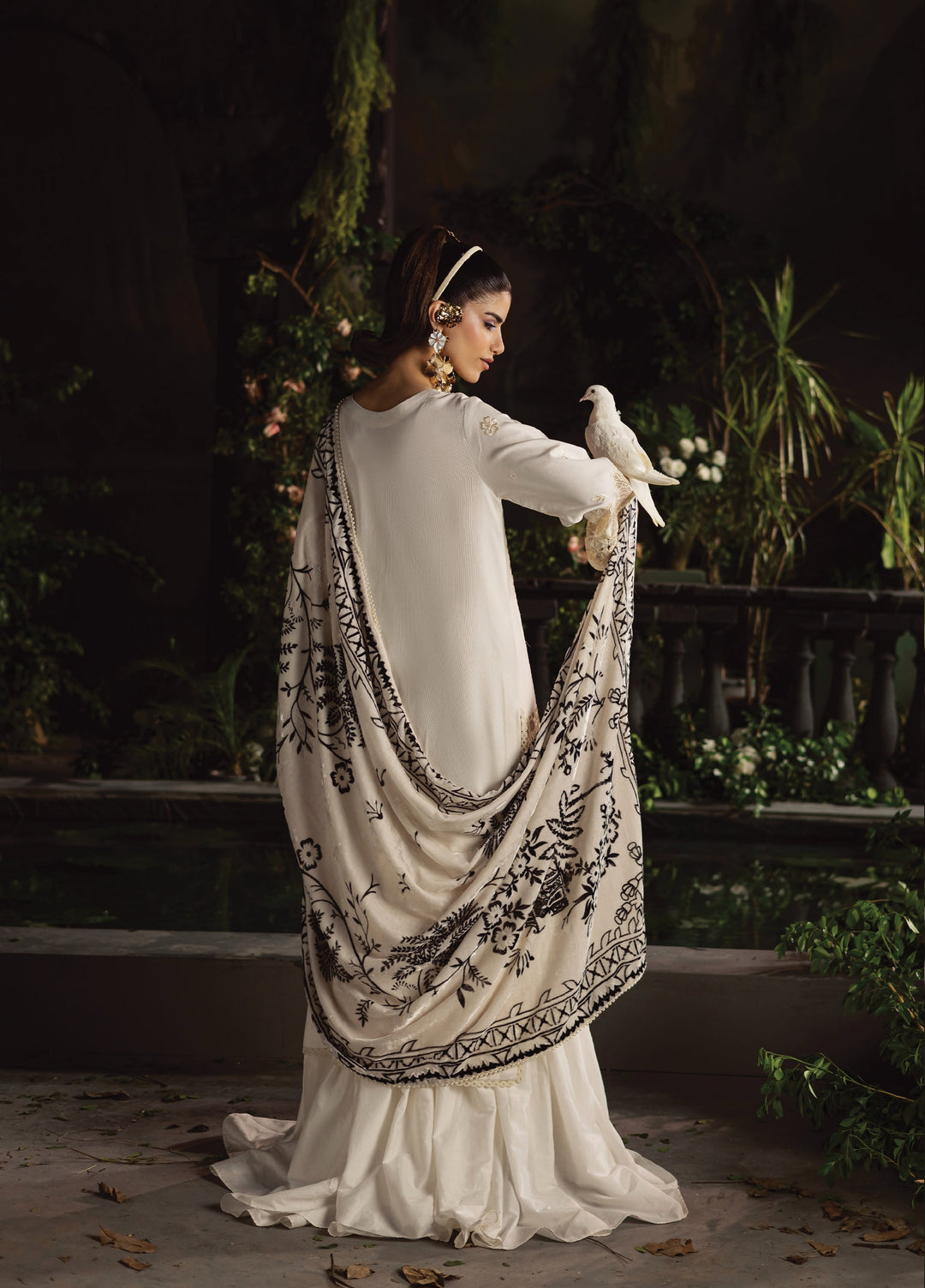 Amelia by Mahnur Unstitched Luxury Cotrai Embroidered 3 Piece Suits MN25AL AM-003 - Winter Collection