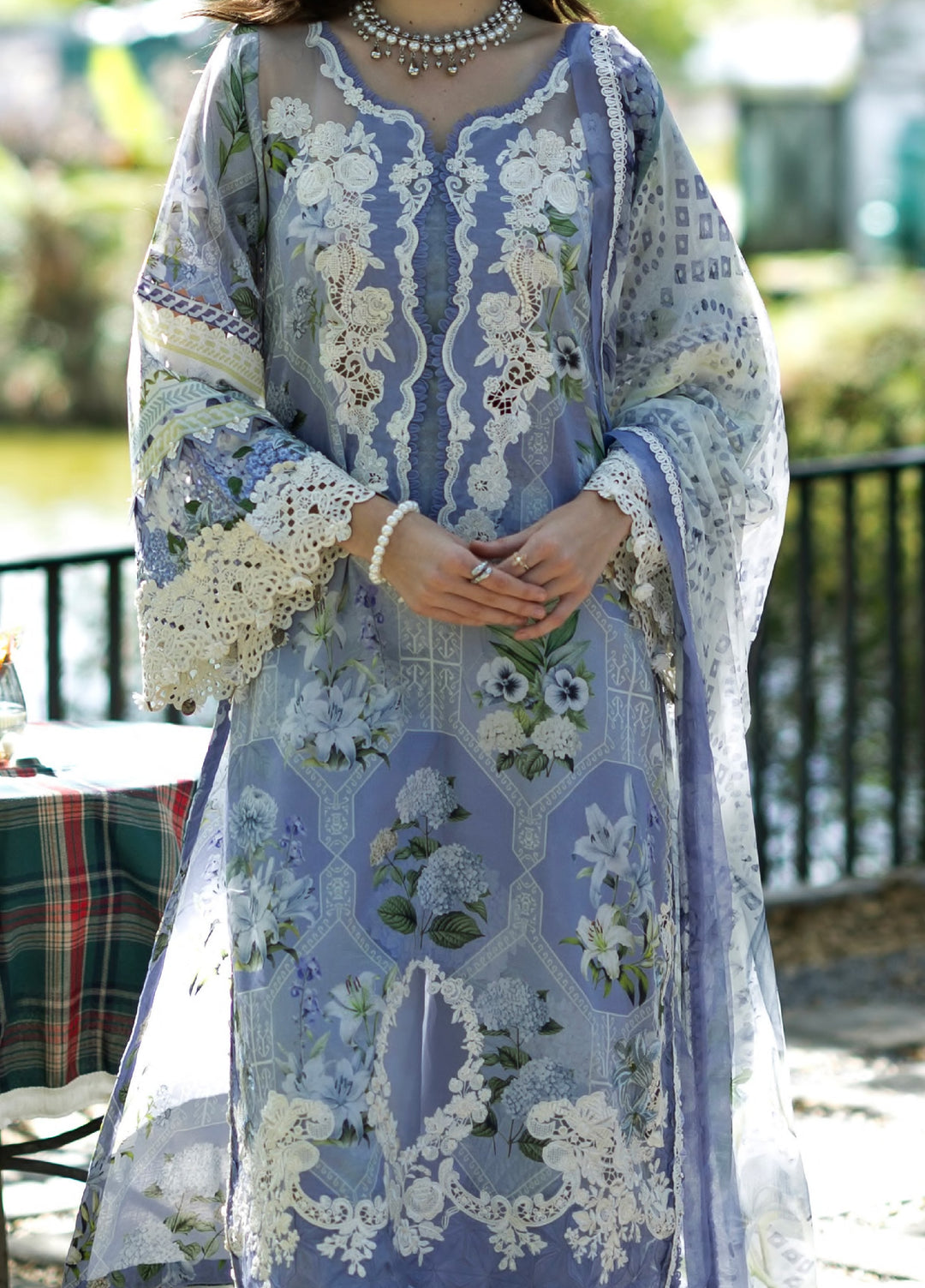 Signature by Elaf Premium Unstitched Embroidered Lawn 3 Piece Suit EL26USP ESA-8B ANASTASSIA - Summer Collection