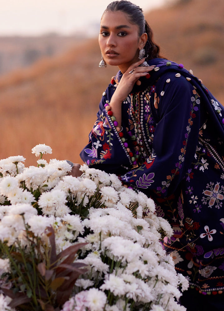 Zaha by Khadija Shah Unstitched Khaddar Embroidered Suits 3 Piece ZL25KW ZAREEN ZW25-04 - Winter Collection