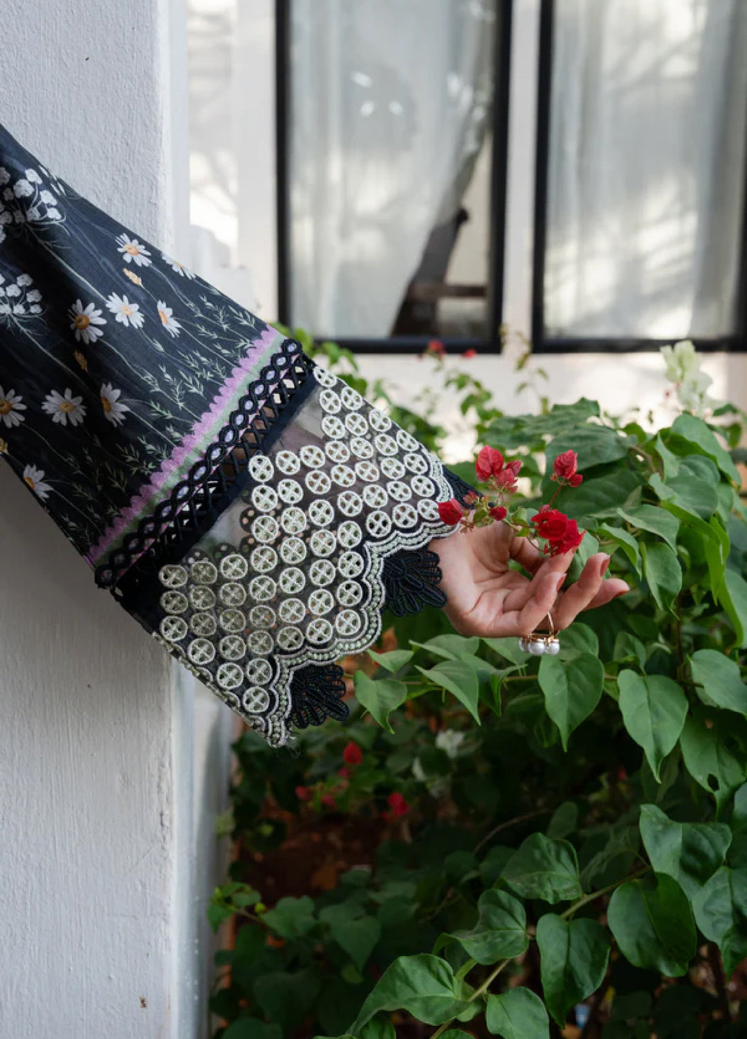 Shezlin Chikankari by Aabyaan Unstitched Embroidered Lawn 3 Piece Suit ABY26USC AZ-02 LAREEN - Summer Collection