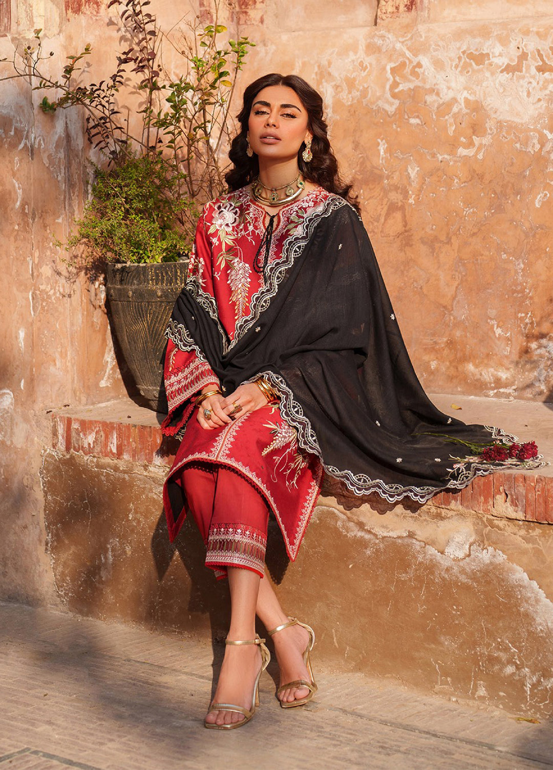 Suroor by Bin Ilyas RTW Embroidered Jacquard Lawn 3 Piece Suit BI26PSL 241B - Festive Collection