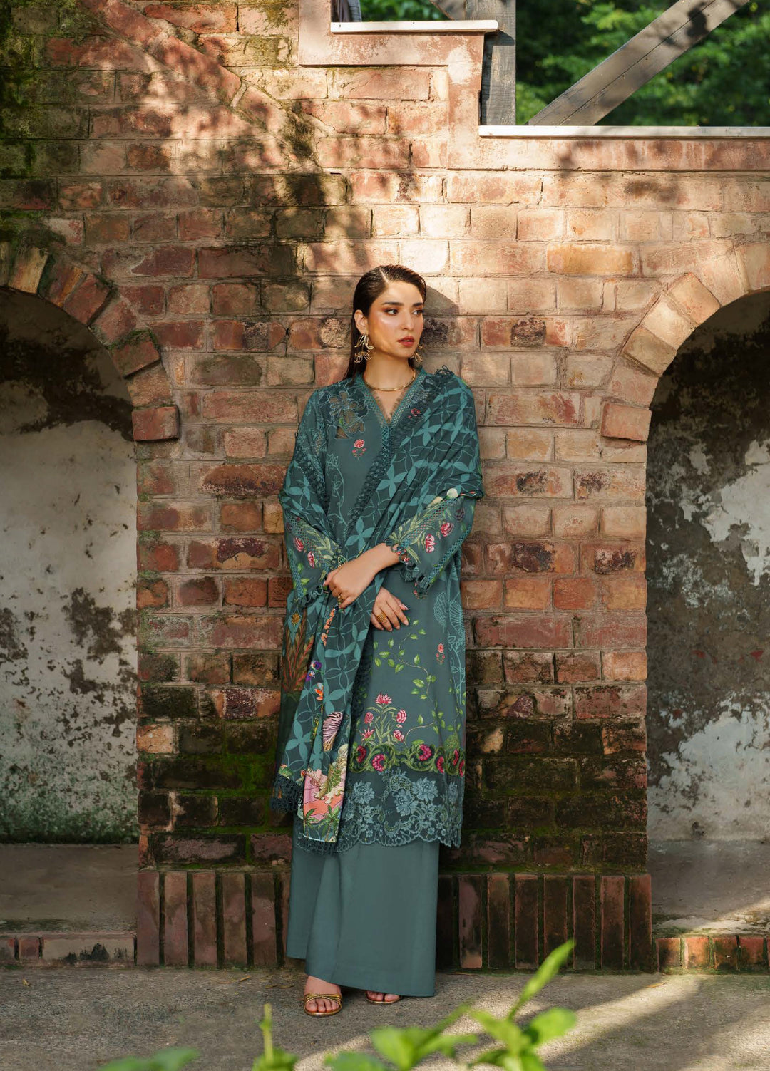 Meraki by Asifa And Nabeel Unstitched Viscose Embroidered Suits 3 Piece AN25MW ANM-06-Frosted Petals - Winter Collection