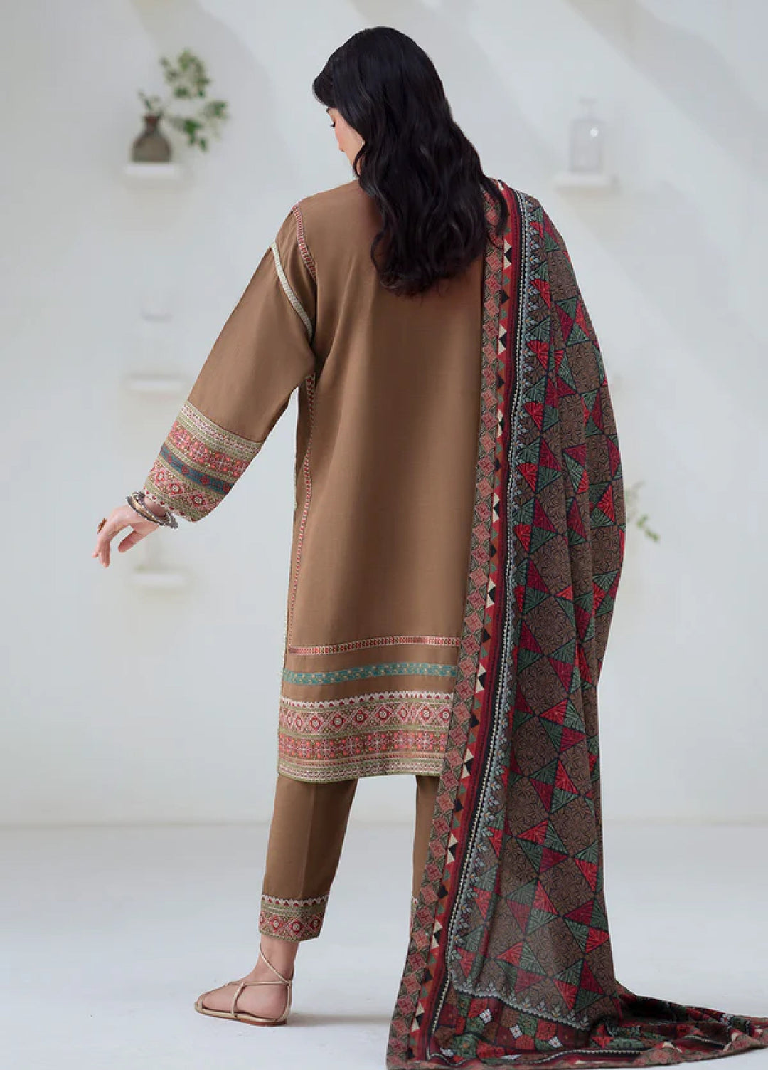 Noore by Freesia Unstitched Khaddar Embroidered Suits 3 Piece FRE25NW FSU-5674 Ghuncha - Winter Collection