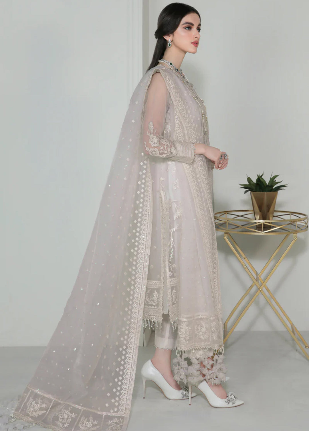 Chantelle by Baroque Unstitched Embroidered Organza 3 Piece Suit BQ26UFC BQU-UF-D-186 - Festive Collection