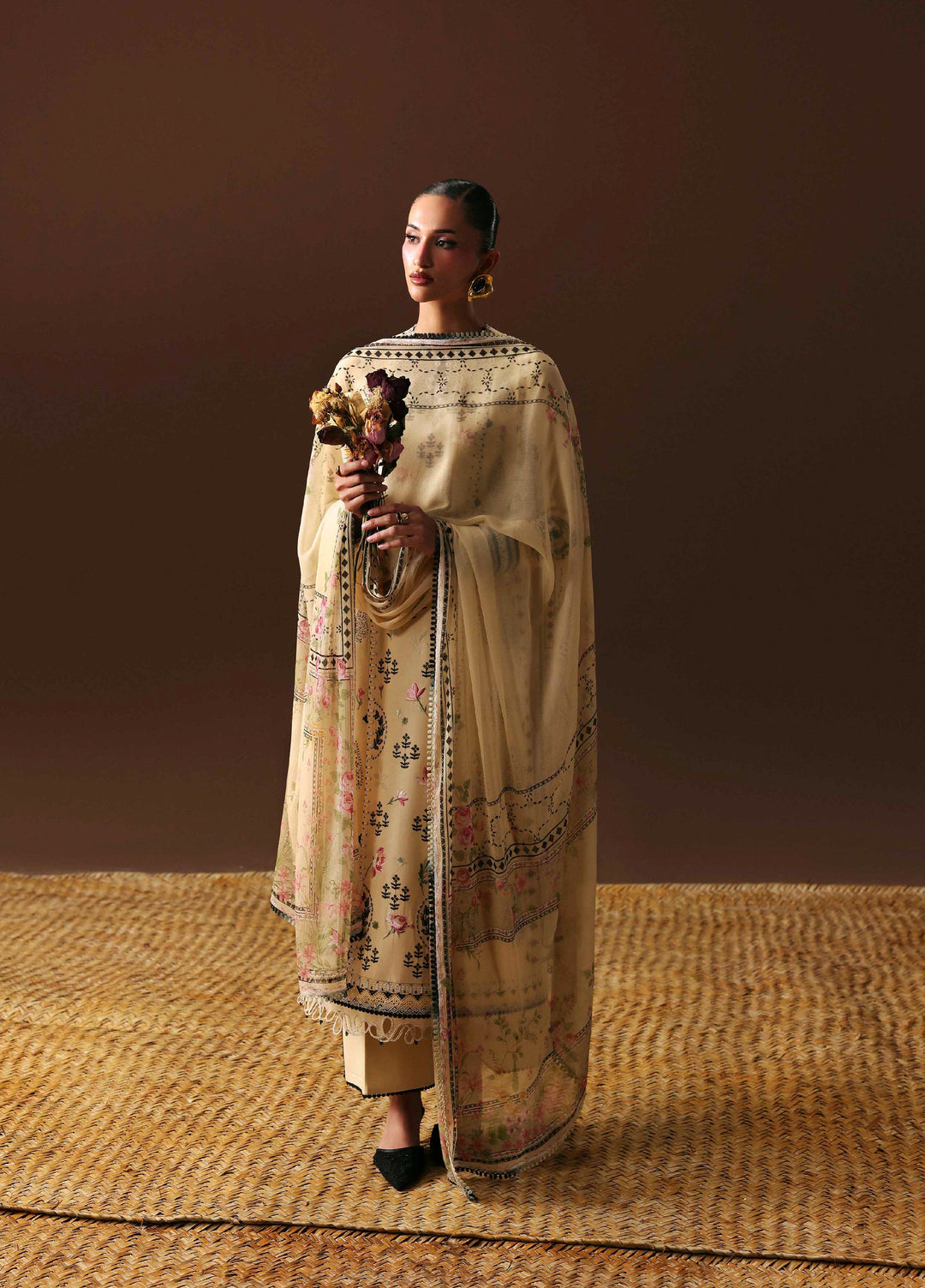 Sable Vogue Unstitched Embroidered Lawn 3 Piece Suit SV26ULL SL-04-26-V2 - Festive Collection
