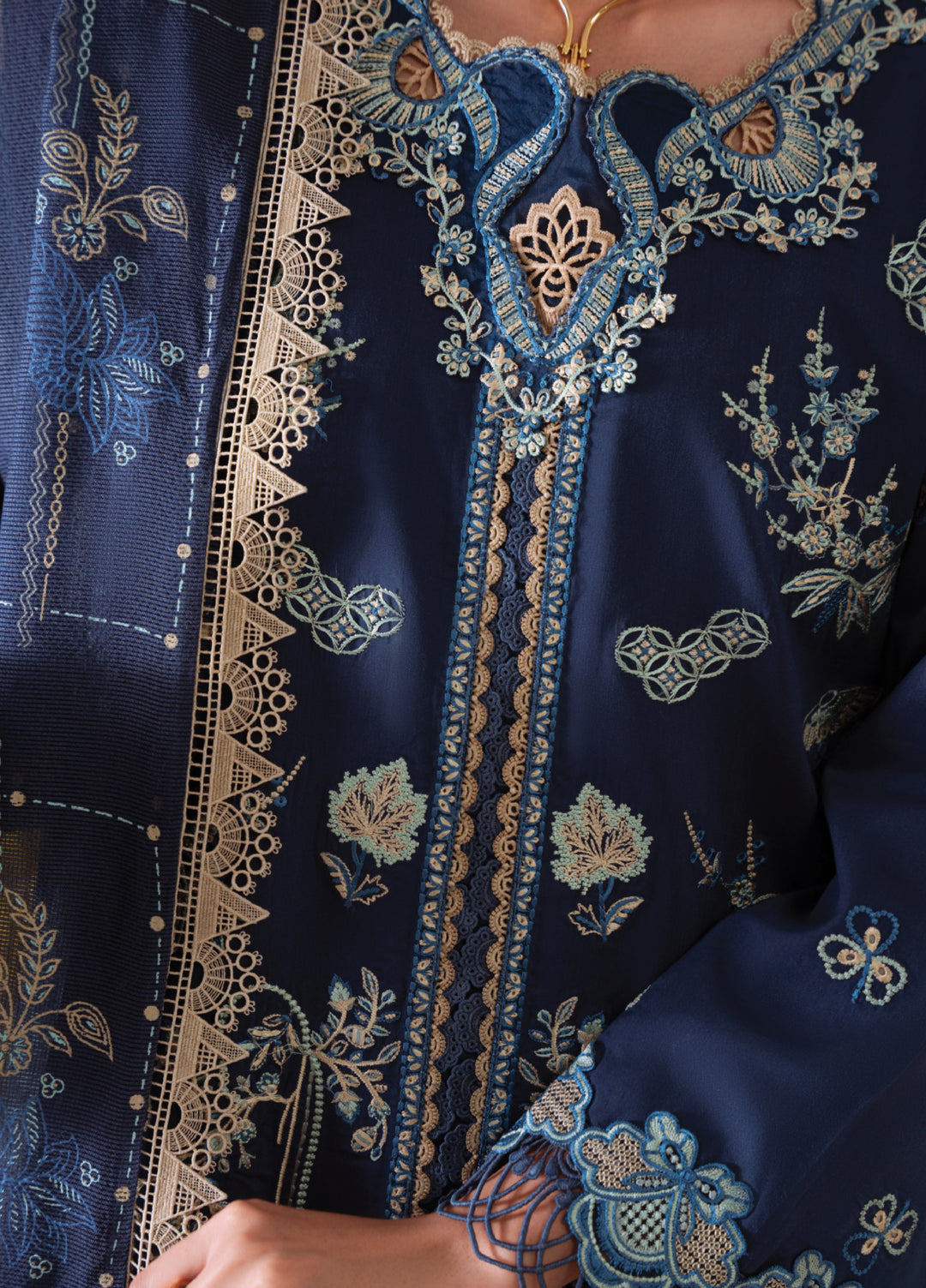 Miraal By Aabyaan Embroidered Chikankari Suits Unstitched 3 Piece ABY25MV D-AV-08-Ruhaab - Winter Collection