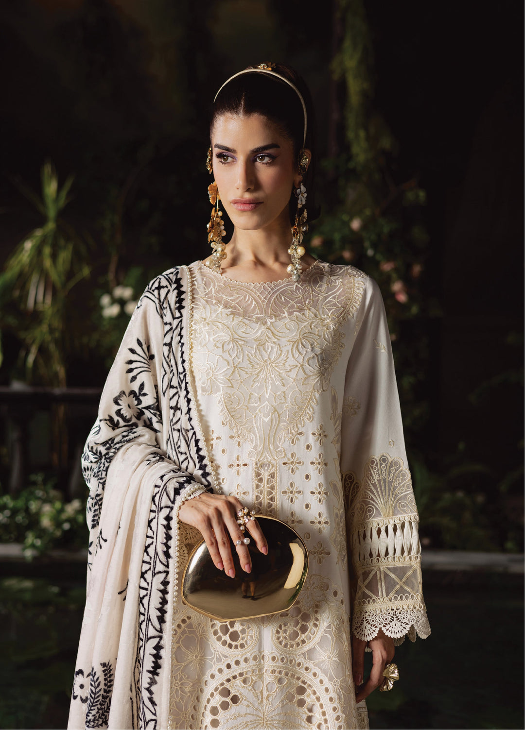 Amelia by Mahnur Unstitched Luxury Cotrai Embroidered 3 Piece Suits MN25AL AM-003 - Winter Collection