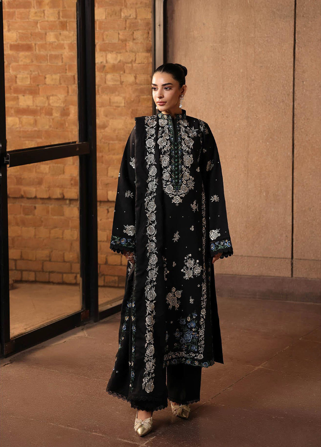 Rajbari Premium Unstitched Peach Winter Shawl Exclusive Embroidered Suits 3 Piece RB25PW D-1 - Winter Collection