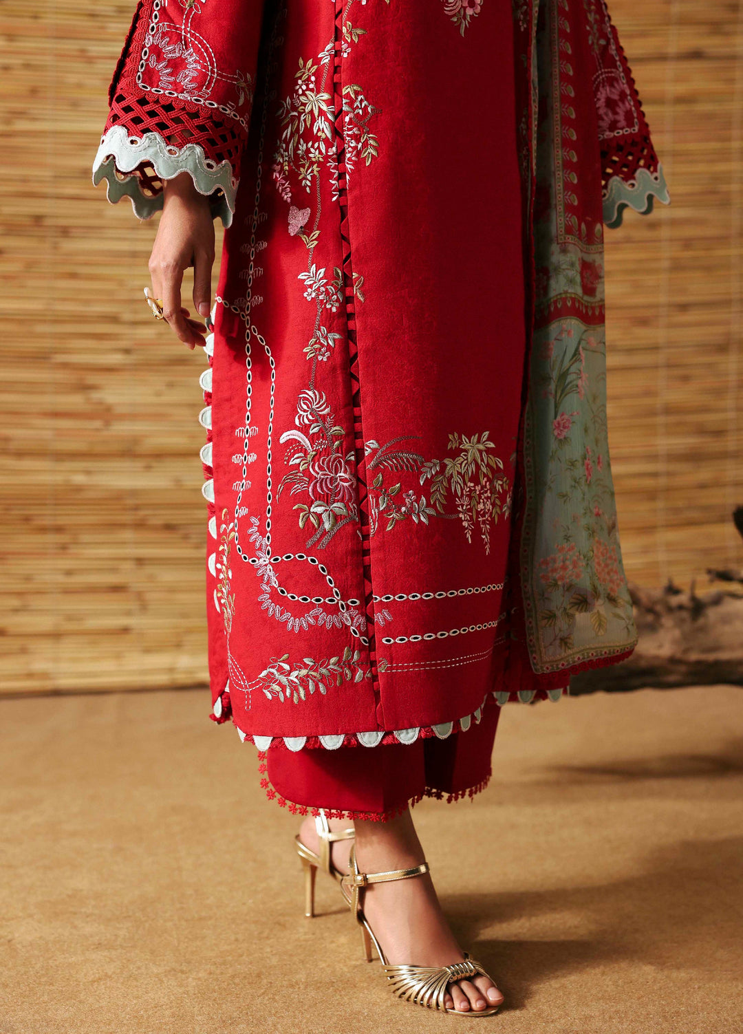 Sable Vogue Unstitched Embroidered Lawn 3 Piece Suit SV26ULL SL-07-26-V2 - Festive Collection