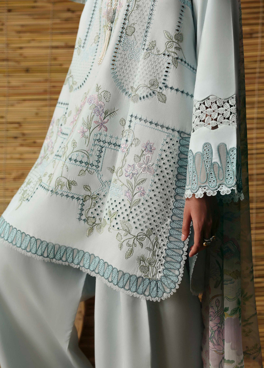 Sable Vogue Unstitched Embroidered Lawn 3 Piece Suit SV26ULL SL-09-26-V2 - Festive Collection